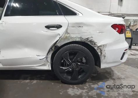 2022 Audi A3 Premium 40 Tfsi Front-Wheel Drive S Tronic z USA, uszkodzony, nr VIN WAUAUDGY2NA033558